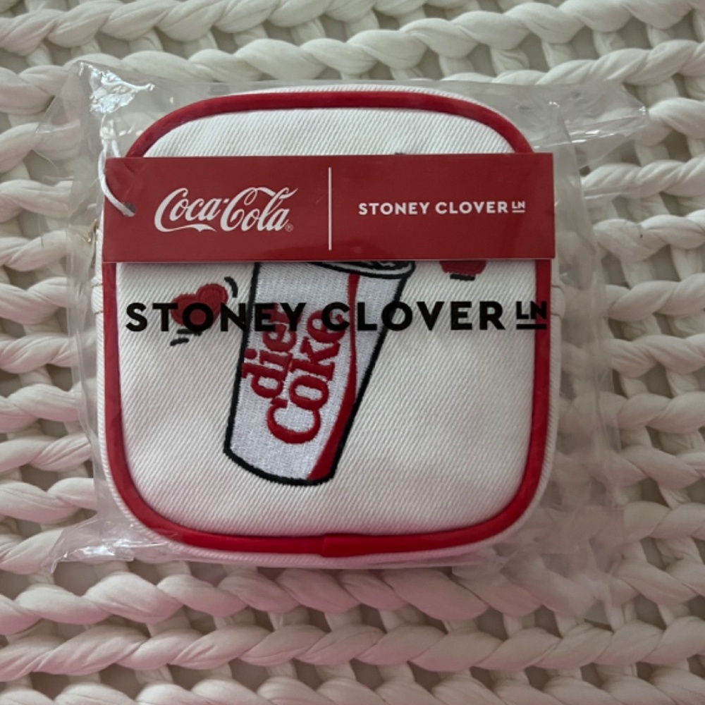 Stoney Clover Lane x Diet Coke embroidered mini pouch ♥️ - Picture 3 of 4
